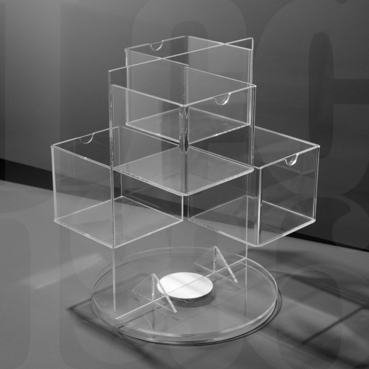 DISPLAY DE ACRILICO CRISTAL.-