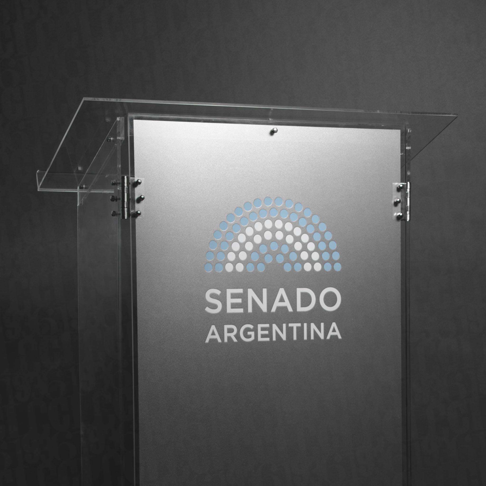 Atril de acrílico para el Senado de la Nación Argentina