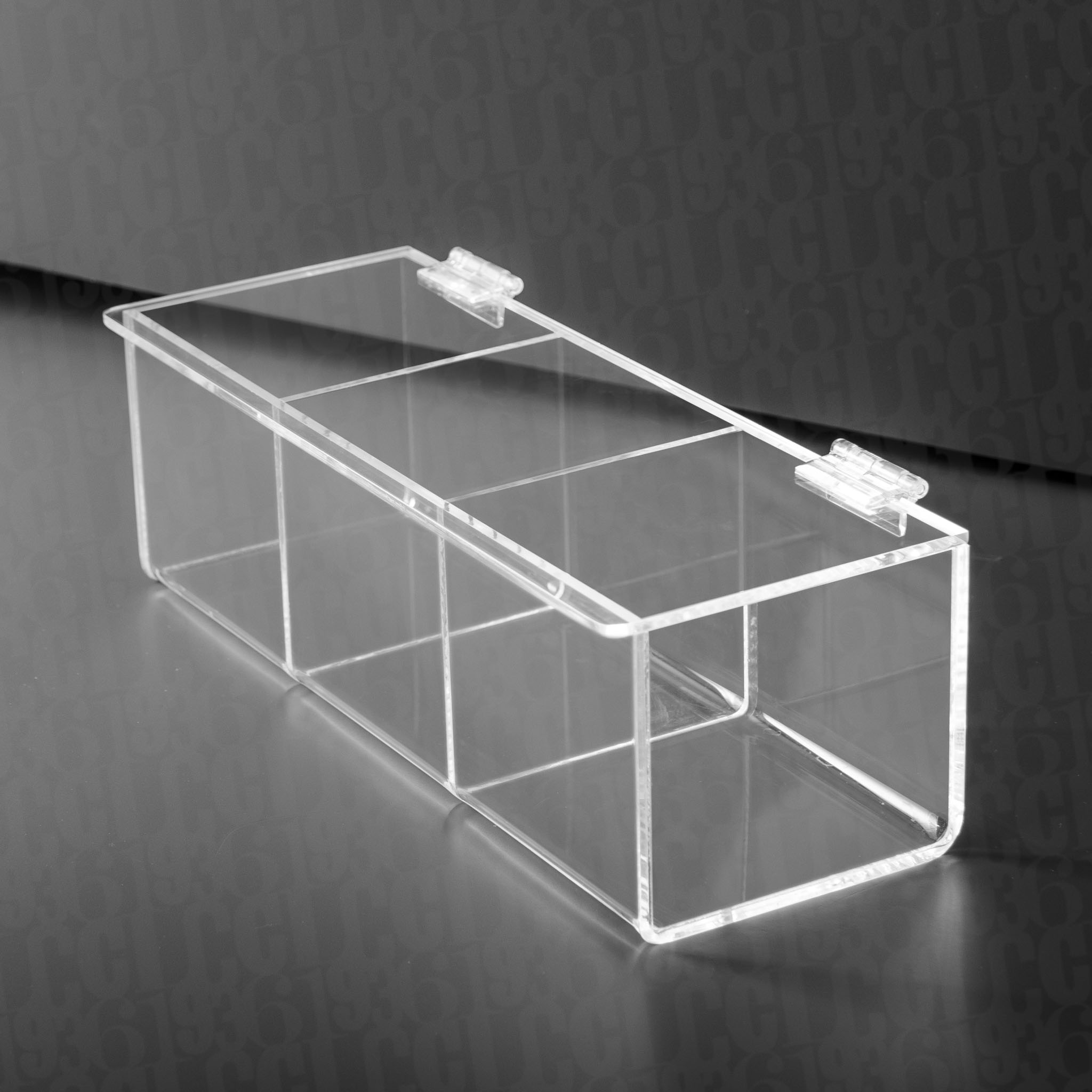 Caja de acrílico con compartimentos